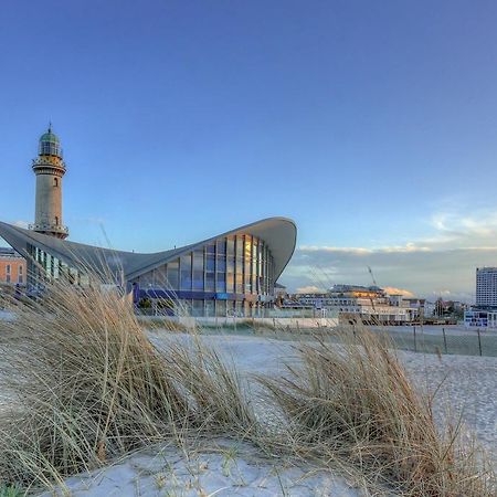 Ferienwohnung Urlaub im Wintergarten Rostock-Lichtenhagen-Dorf Exterior foto