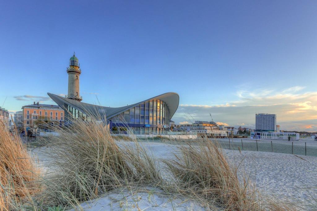 Ferienwohnung Urlaub im Wintergarten Rostock-Lichtenhagen-Dorf Exterior foto